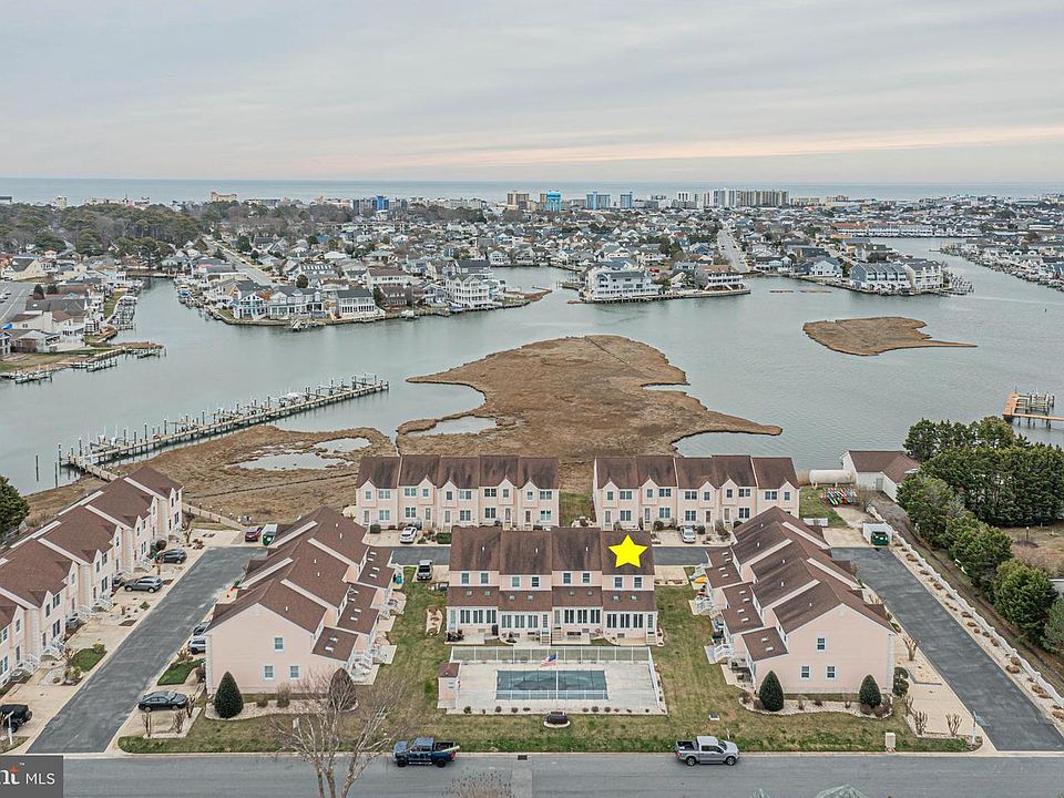 1st image of 13487 Bella Vista Ln Unit 9