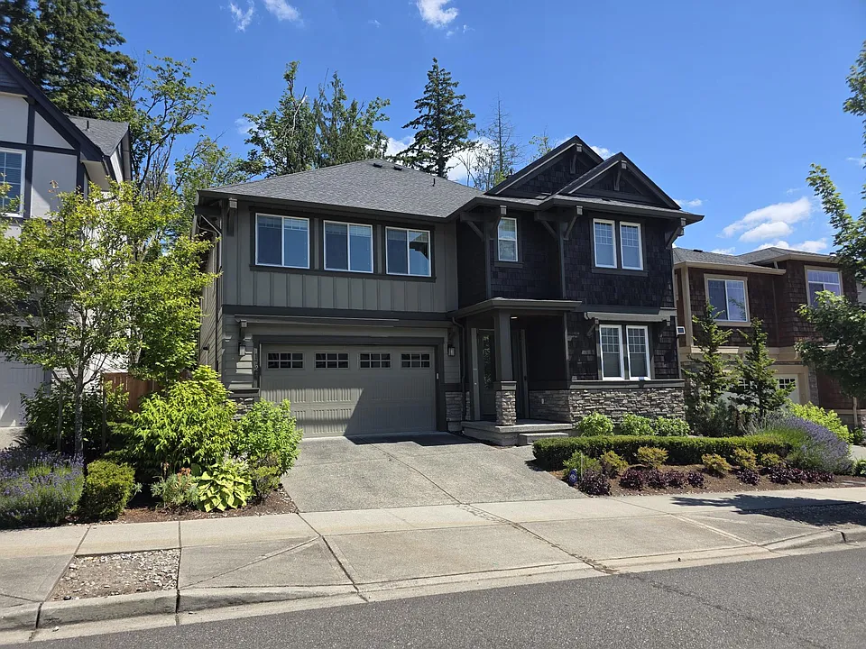 1724 229th Pl SE