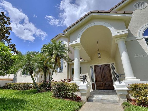 5th image of 9208 Country Bay Ct