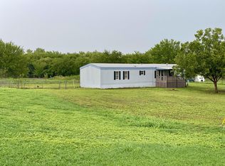 149 Valley Meadows Dr, Springtown, TX 76082