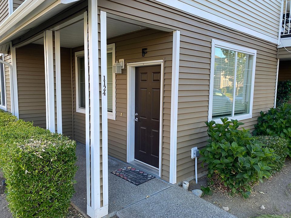 1st image of 1124 59th St SE Unit F