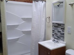 115B Mesa St SE, Albuquerque, NM 87106