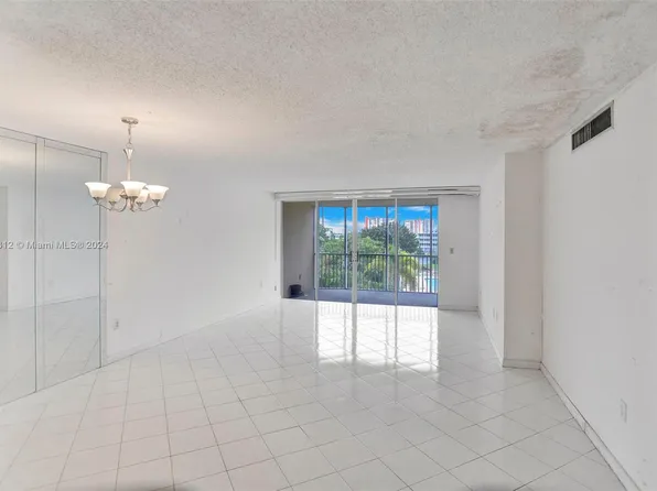 1750 NE 191st St #4193, Miami, FL 33179