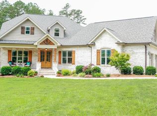 536 Black Mountain Rd, Pilot Mtn, NC 27041