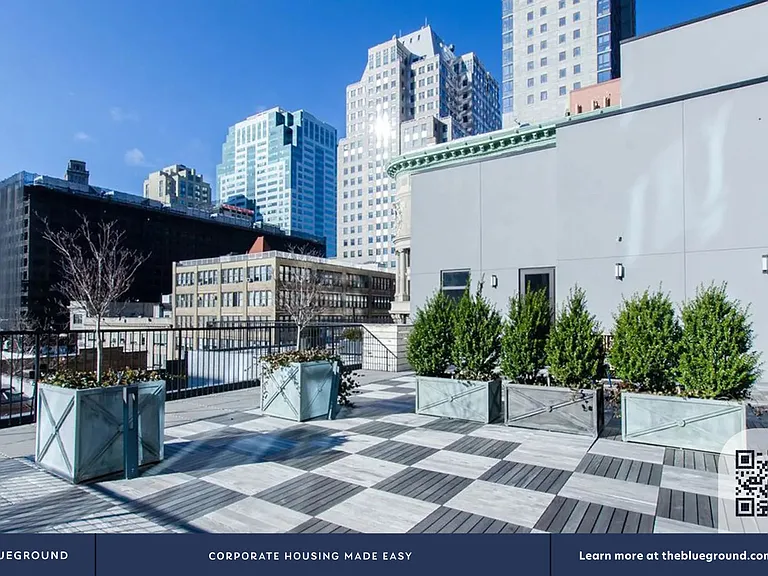 72 Willoughby St #2B — Photo 17