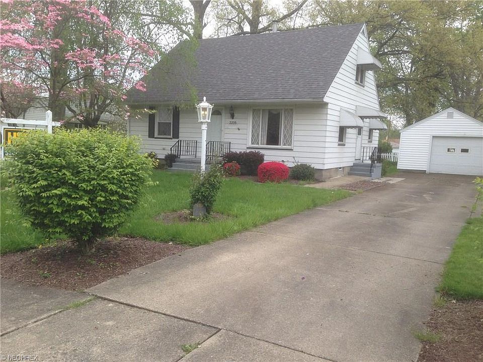 1st image of 2206 Drexel Ave NW