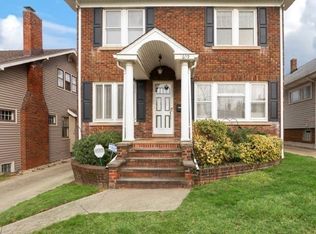 1659 Chesterland Ave, Lakewood, OH 44107