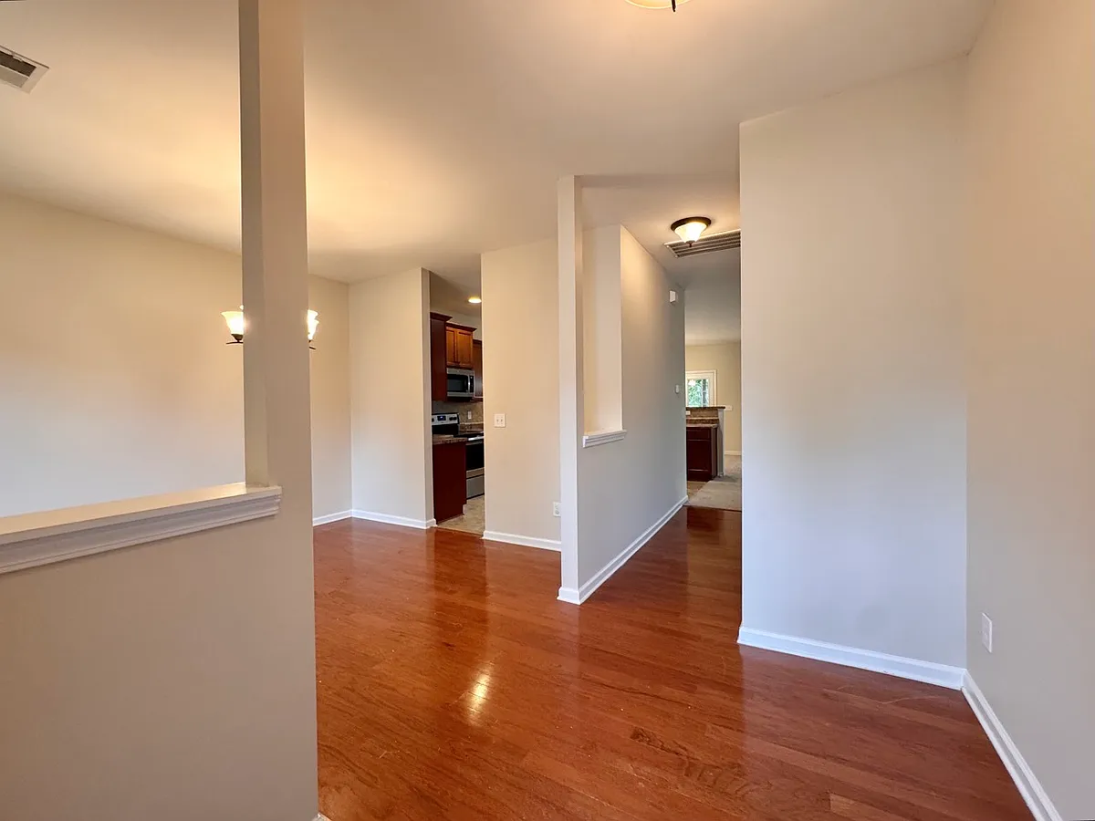 Entryway - 4617 Meadowside Ter