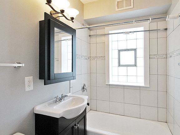 5th image of 113 South Blvd #115-1S