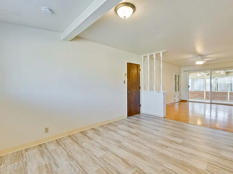 4712 Clarendon Dr — Photo 29