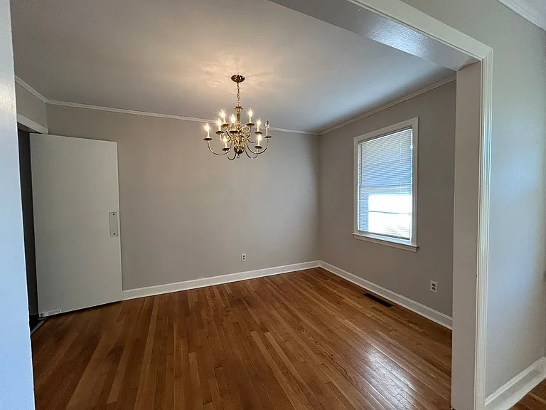 523 Colonial Dr — Photo 40