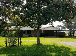 505 S 1st St, Gueydan, LA 70542