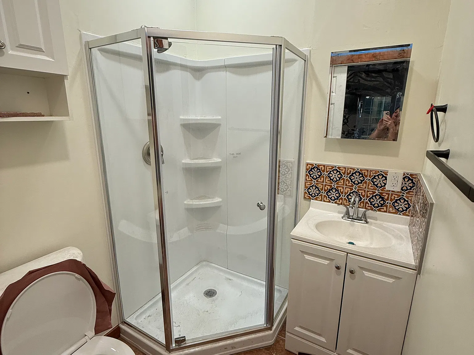 1 bed, 300 sqft, $2,400 — Photo 1