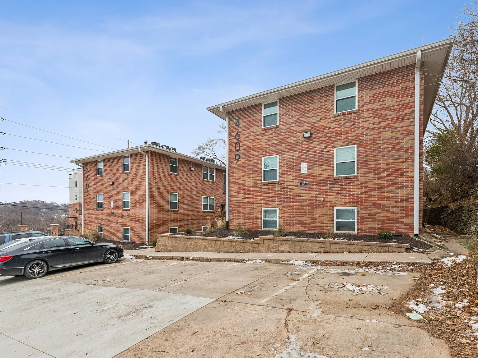 2 bed, 1050 sqft, $1,195 — Photo 3