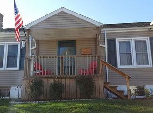4607 Young St, South Charleston, WV 25309
