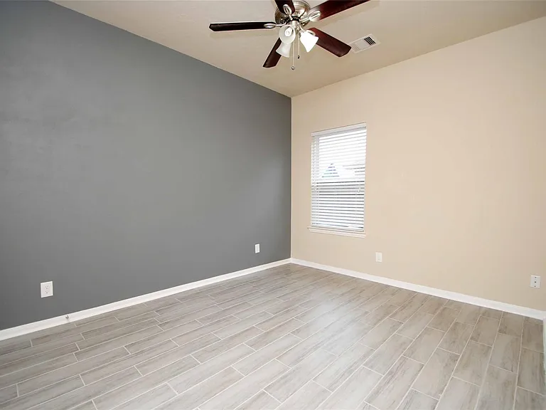 7019 Hazelnut Ln — Photo 25