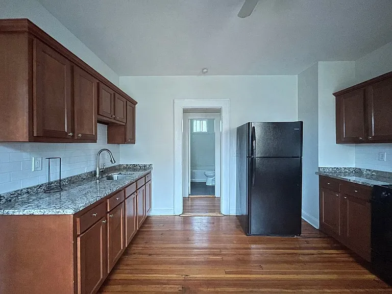417 Willow St — Photo 21