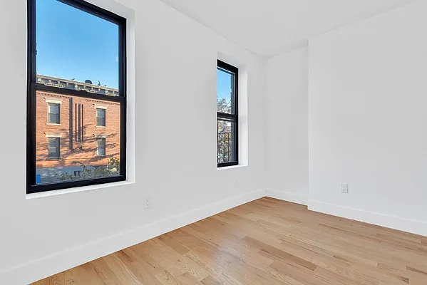 Rented by Brick&Mortar | media 9