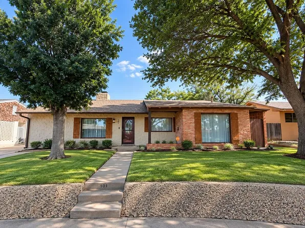 107 Canyon Dr, Big Spring, TX 79720