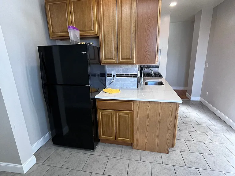124-126 N 4th St #2 — Photo 4