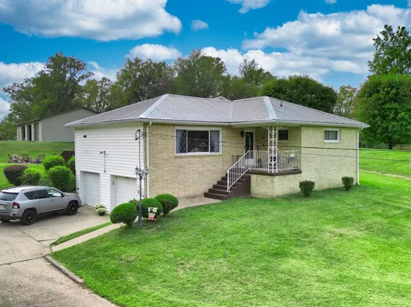 54 TAYLOR DR, New Martinsville, WV 26155