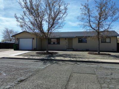 1115 Flint St, Fernley, NV, 89408