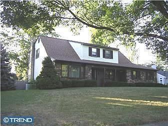 2nd image of 21 Hickory Ln