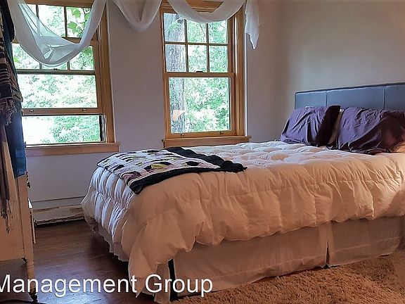 2nd image of 1394 Amherst St #6391281