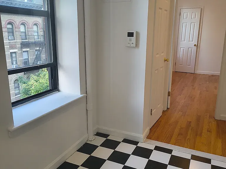 400 E 91st St #2E — Photo 7
