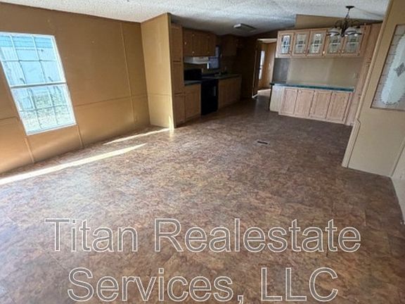 4th image of 1835 S Lake Arthur Ave #32