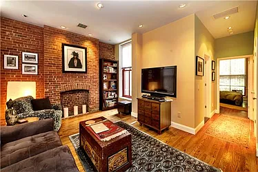 Rented by Metropolitan Res. Partners