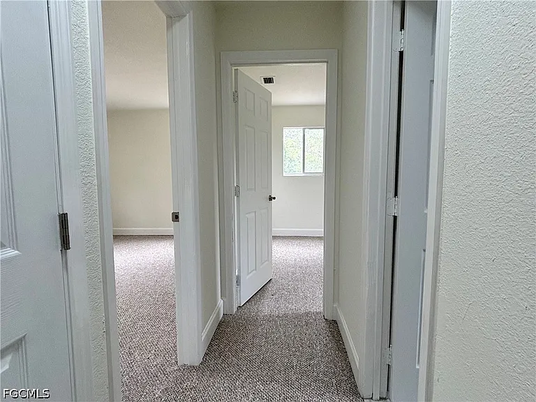 2150 Panama Ave — Photo 37
