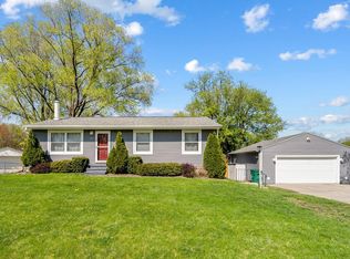 427 Gilbertville Rd, Elk Run Heights, IA 50707