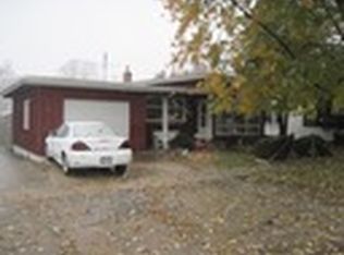 709 Douglas Ave, Ashton, IL 61006