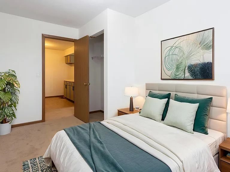 1011 5th Ave S #303 — Photo 6