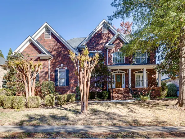516 Foxcroft Rd, Greenville, SC 29615