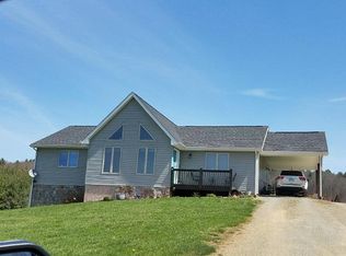 71 Collins Ridge Dr, Galax, VA 24333