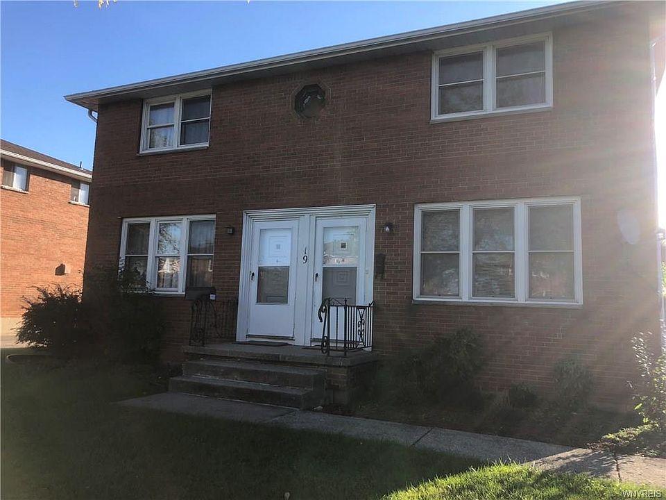 1st image of 19A Alcona Ave