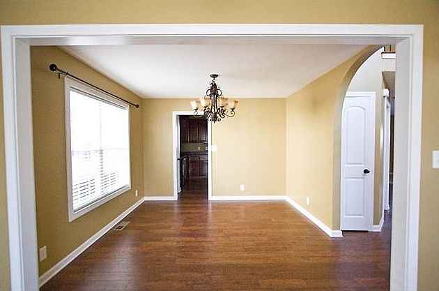 1st image of 2985 Brewster Dr