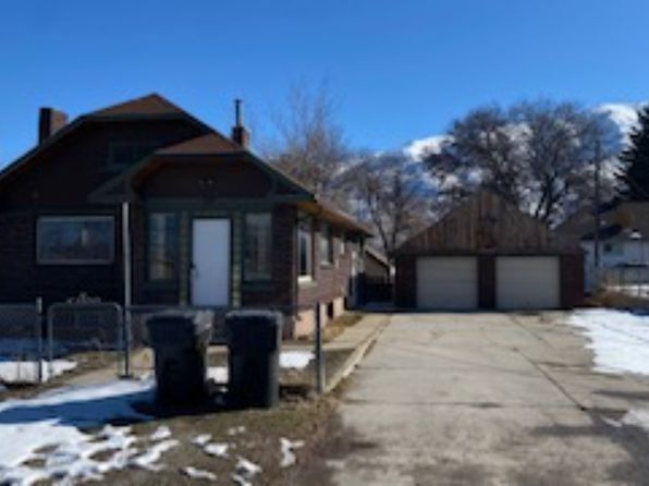 32 N Center St #B