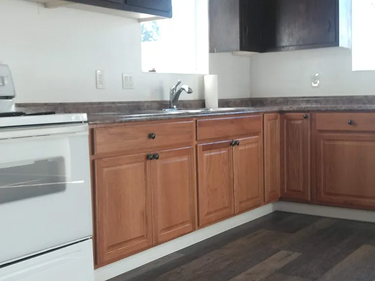 636 W Lennox St — Photo 7