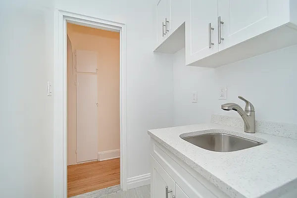 Rented by Living New York | media 6