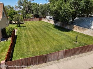 144 W 2nd St, Parachute, CO 81635