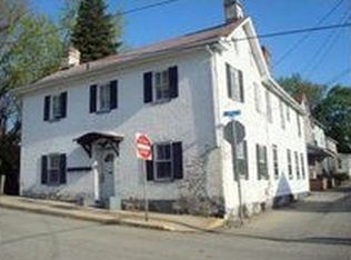 223 E Apple St, Connellsville, PA 15425