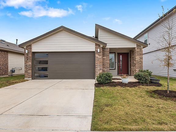 2nd image of 918 Kickapoo Ln