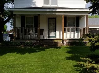 1002 S Main St, Eureka, IL