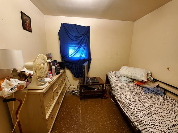 5th image of 117 Newman St