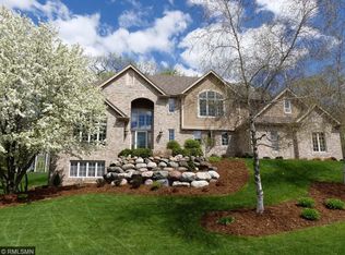 3865 Bridgewater Dr, Eagan, MN 55123