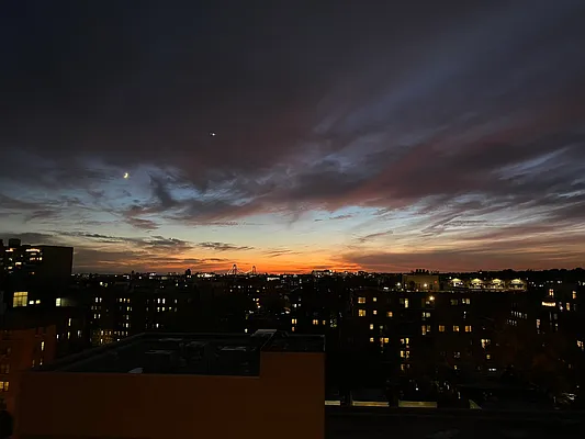 Sold by Compass | media 21