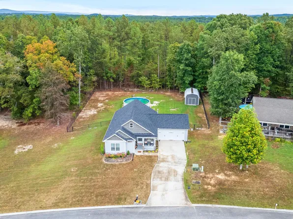 1861 Staghorn Dr, Soddy Daisy, TN 37379